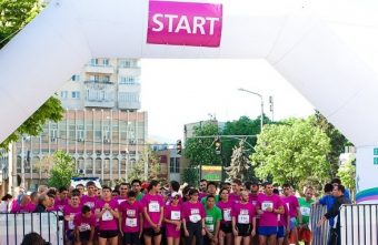 Aproape 1.000 de alergatori la prima editie internationala a Zilei Sportului TenarisSilcotub