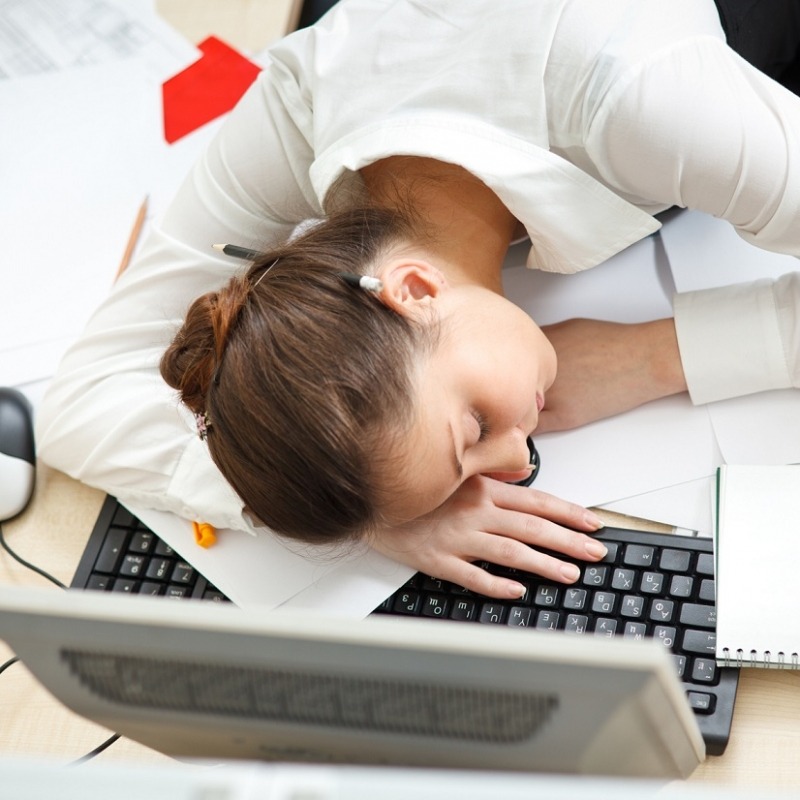 15 modalitati de a scapa de stres la birou