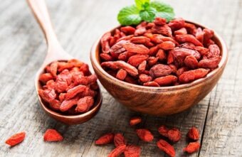10 beneficii asociate consumului de goji