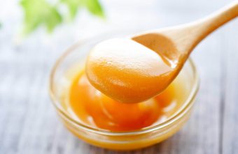 Ce afecțiuni putem trata consumând miere de Manuka