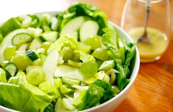 Dieta cu salata si alte verdeturi de sezon