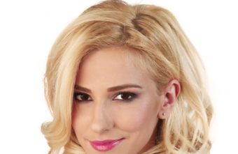 Dana Rogoz: „Hidratarea, salatele si fructele sunt esentiale vara!”