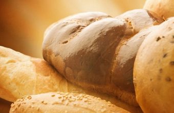 Dieta fara paine, o solutie buna pentru a elimina surplusul ponderal?