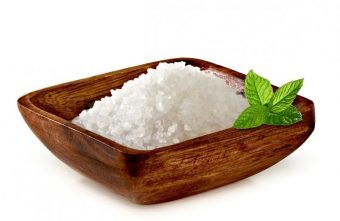 Stevia rebaudiana, indulcitor natural. Vezi ce efecte are!