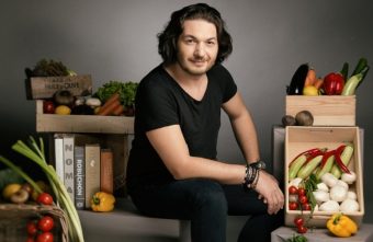 Chef Florin Dumitrescu: „Secretul este sa gatesti cu inima, traind tot procesul atent si prezent”
