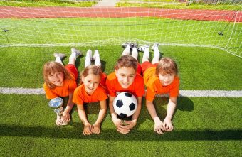 Implicarea copiilor in activitatea sportiva – mic ghid psihologic pentru parinti si antrenori