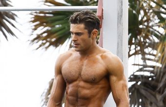 Zac Efron: trup sculptat, zambet fermecator