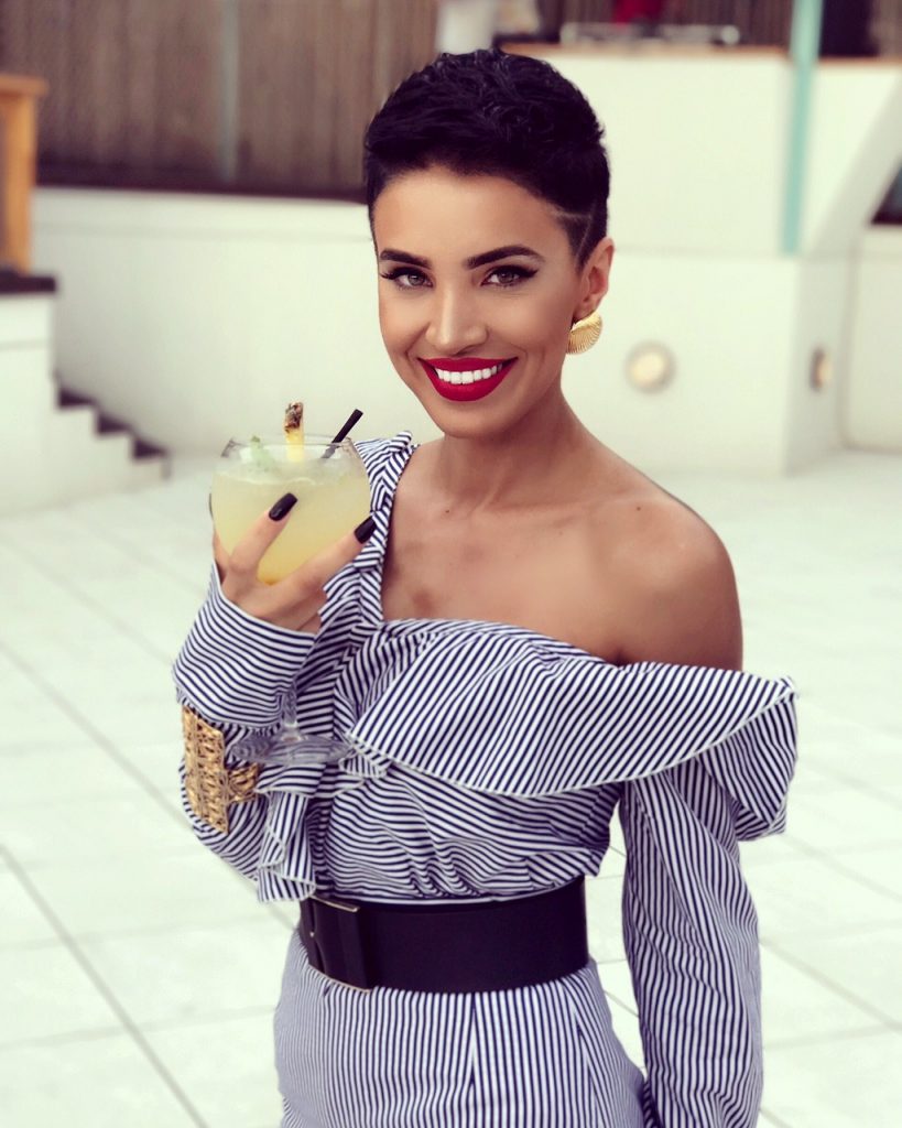 Adelina Pestritu: „Am grija de trupul meu cu tot ce am la dispozitie”