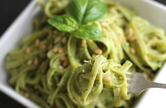 Linguine cu avocado si pesto