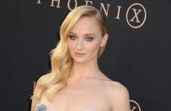 Actrita Sophie Turner, o lady moderna cu radacini britanice