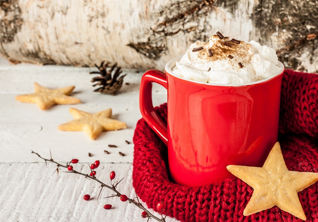 Băuturile festive pe bază de cafea conțin chiar și peste 20 de lingurițe de zahăr!