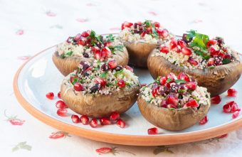 Ciuperci umplute cu quinoa și cartofi dulci