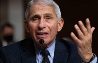 Dr. Anthony Fauci, expertul imunolog al guvernului american: „Recomand și iau personal suplimente cu vitamina D”