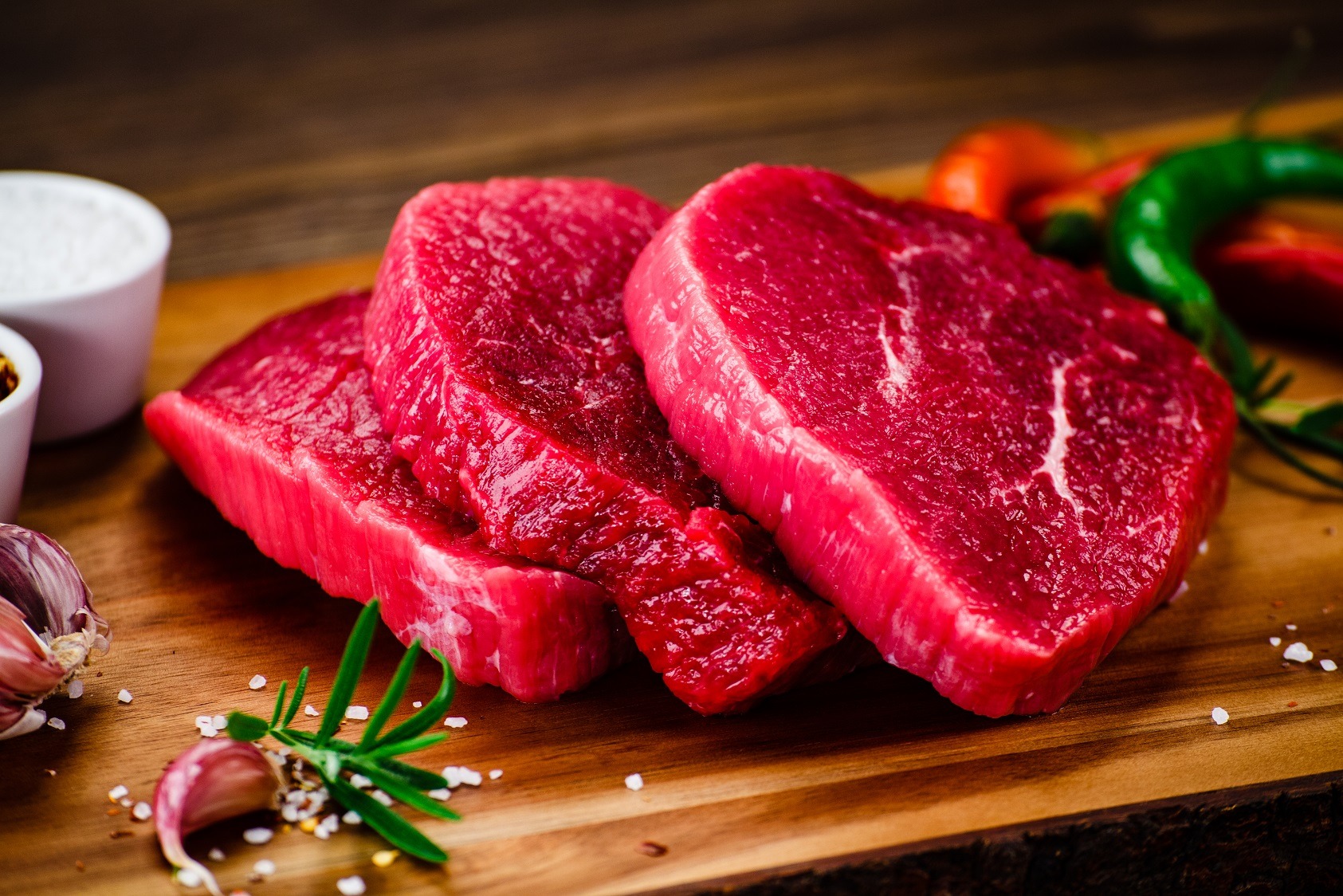 Carne roșie friptă, o rețetă proastă pentru sănătatea inimii