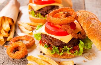 Ce mai mănâncă americanii: top 10 lanțuri de fast-food