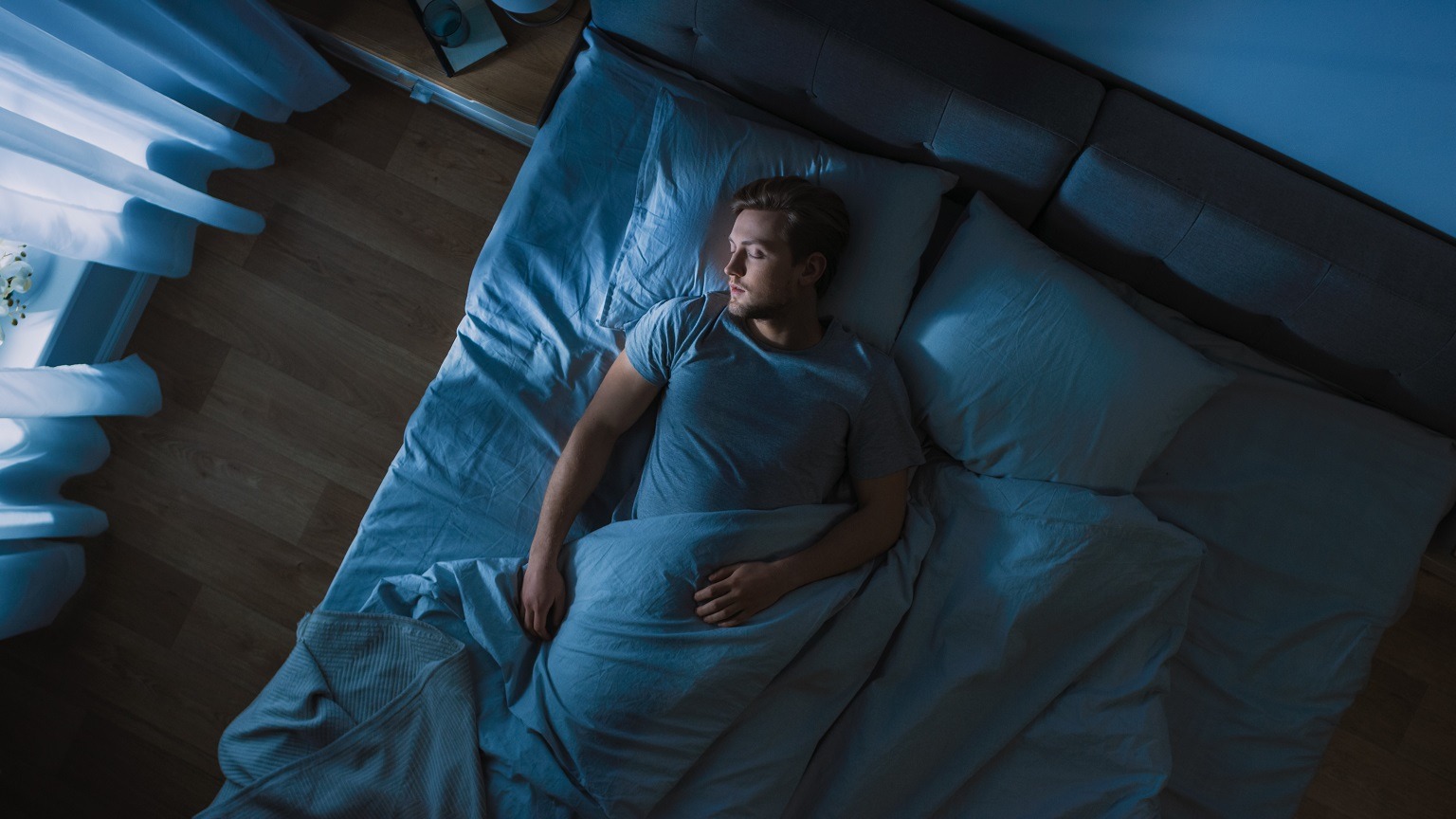 Dacă nu dormi suficient pierzi permanent: somnul, direct răspunzător de sănătatea creierului