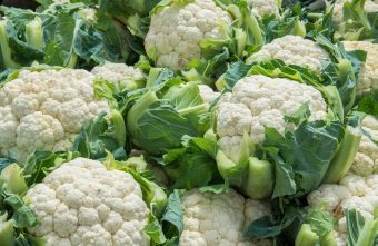 COVID-19: motive serioase să mâncăm mai des varză, conopidă și broccoli