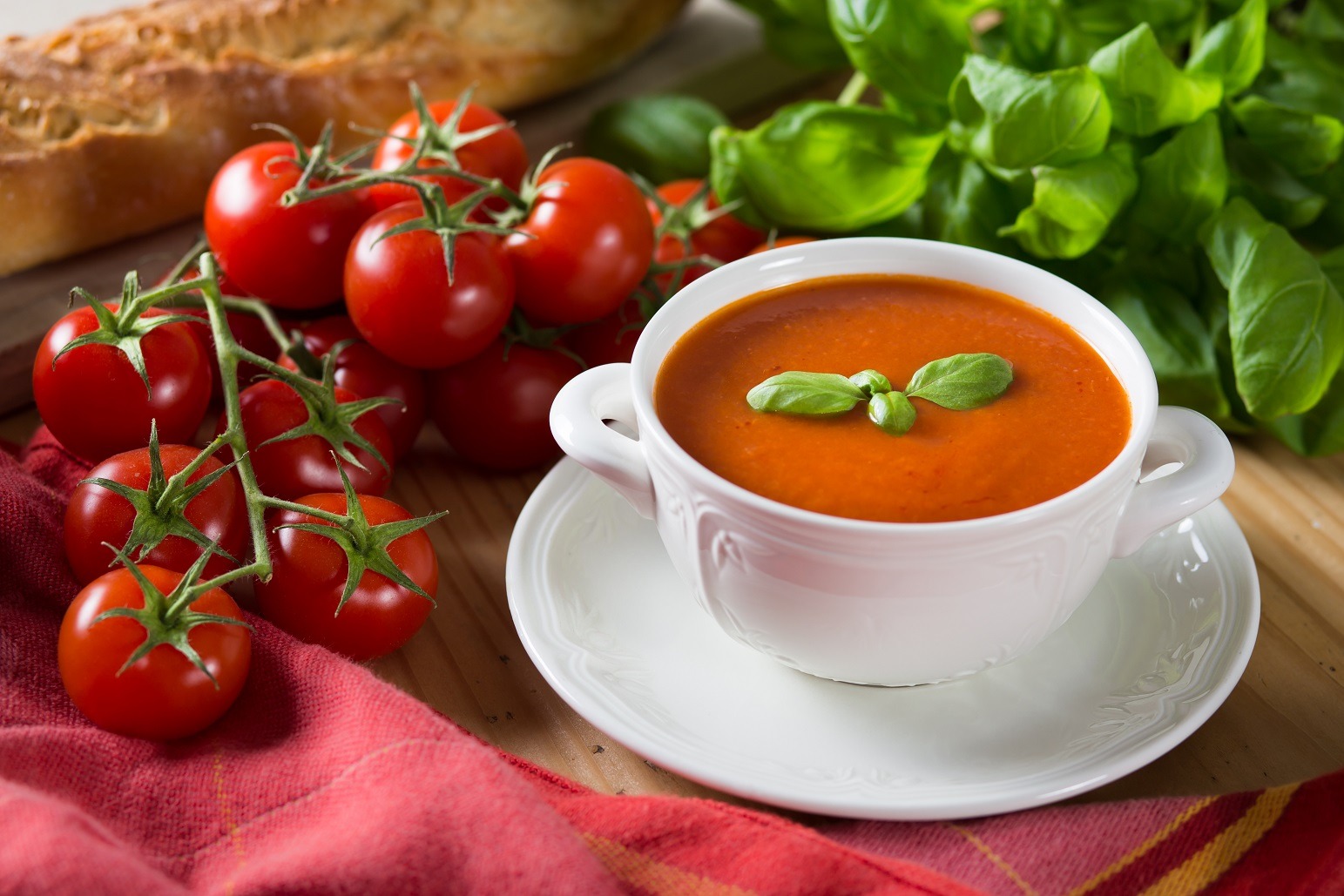 Ce ingrediente să pui în supe și ciorbe ca să te ajute la slăbit