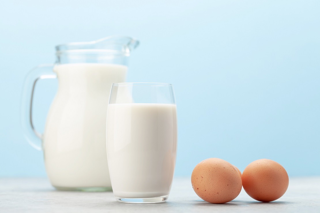 Cum păstrăm corect ouăle și laptele în frigider: greșeli pe care le facem fără să știm