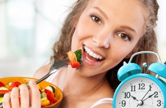 Post intermitent (fasting): beneficii și alte informații