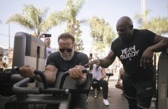 Arnold Schwarzenegger și-a etalat super bicepșii, la 76 de ani, într-un antrenament nebun cu Ronnie Coleman