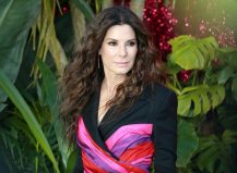 Cu siguranță nu o să îți vină să crezi câți ani are Sandra Bullock. Vedeta sfidează timpul