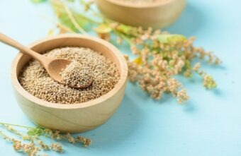 Beneficiile consumului de quinoa: motive să o incluzi în alimentație