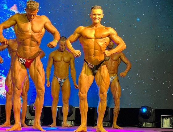 Robert Florea, culturist vegetarian și actual campion Natural Mr. Universe: „La Mr. Olympia, vreau să reprezint România cu capul sus”