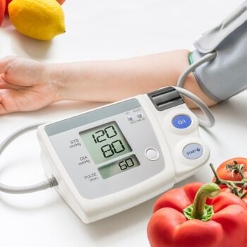 Cum menținem tensiunea arterială în limite normale fără medicamente