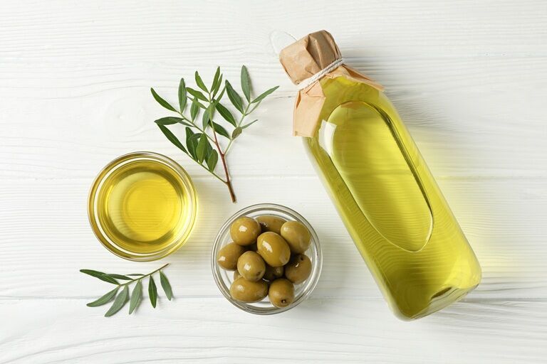 Cele mai importante 10 beneficii ale consumului de ulei de masline