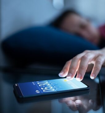 Mit sau realitate: alarma de dimineață îți face rău