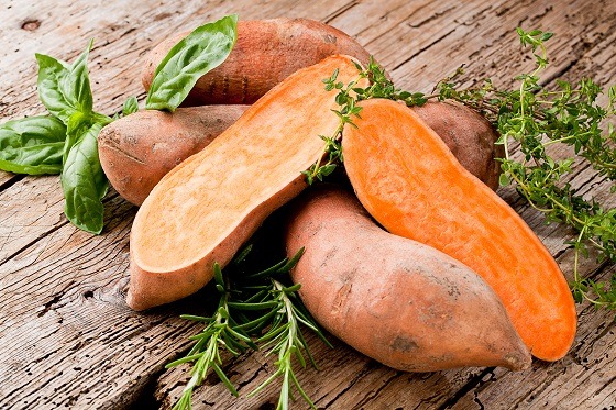 Suc de cartofi – recomandări de consum și contraindicații