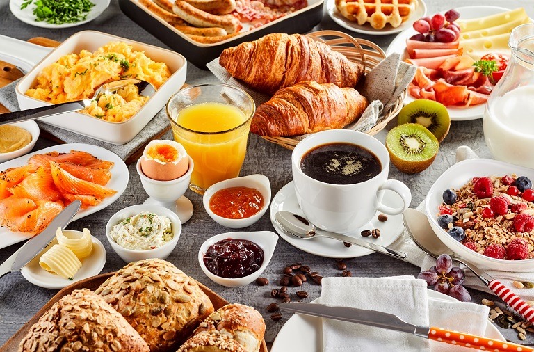 De ce să nu sari peste micul dejun? Importanța lui în procesul de slăbire