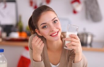 Dieta cu lapte sau dieta albă – reguli, beneficii, riscuri