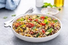 Rețete cu quinoa de inclus în dietele de slăbit