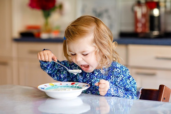 Mic dejun pentru copii: 5 rețete care să le ofere energie