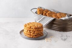 Biscuiți cu fulgi de ovăz: rețete și secrete