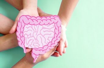 Cancerul colorectal, diagnosticat tot mai des la copii și tineri