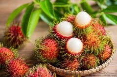 Rambutan, un fruct exotic cu gust și aspect de neuitat
