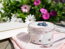 Cum se ține și cât de sigură este dieta cu semințe de chia și iaurt?