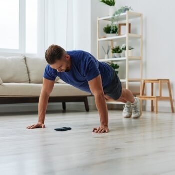 Remodelare corporală acasă: echipamente și exerciții esențiale