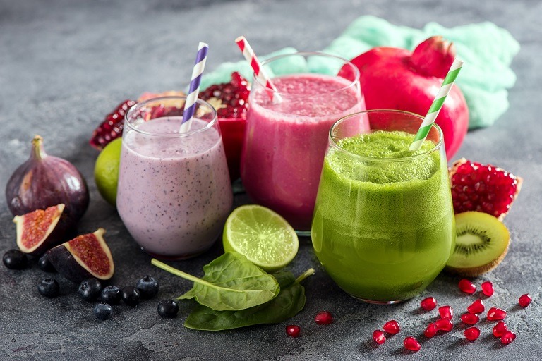 Rețete de smoothie proteic, ideale pentru micul dejun sau pentru gustarea de după antrenament