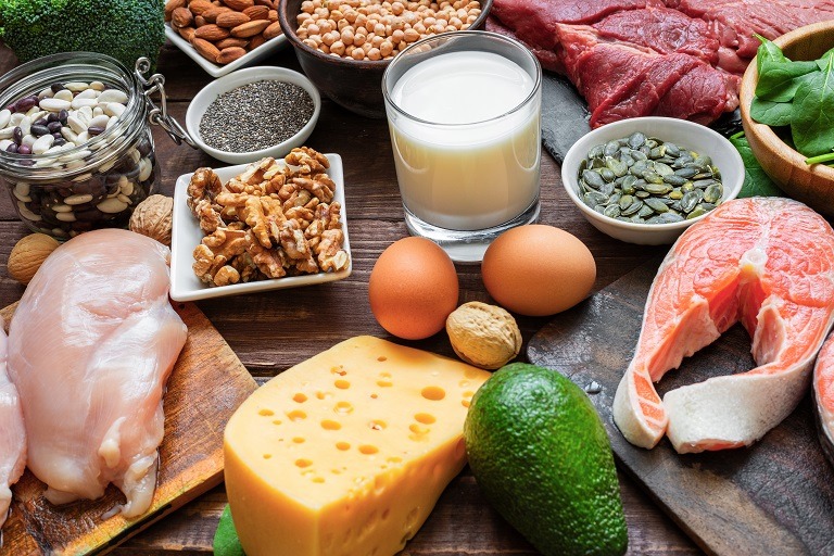 Exemple de alimente sănătoase, bogate în proteine pentru masa musculară