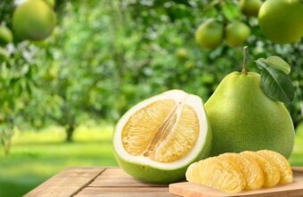 Pomelo: beneficii pentru sănătate, hidratare și siluetă