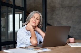 Inflamație cronică? Iată cum să o combați prin dietă și ce alimente să eviți