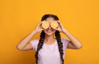 Sănătatea ochilor: legătura dintre alimentație și o vedere bună