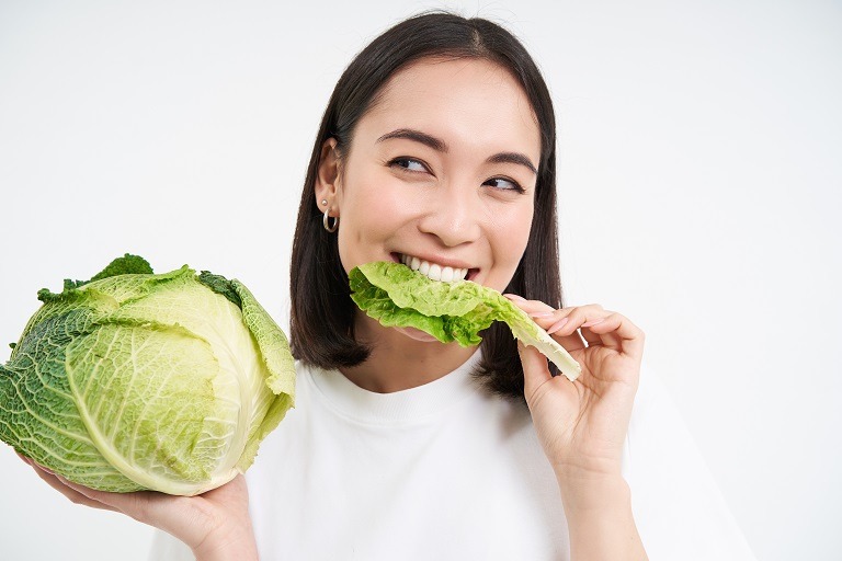 Consumul de varză: beneficii pentru digestie și detoxifiere