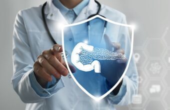 Deficitul de enzime digestive: ce înseamnă și cum îl poți gestiona