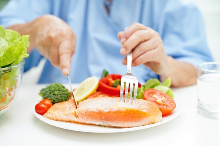 Superalimente pentru femei: ce să incluzi în alimentația zilnică