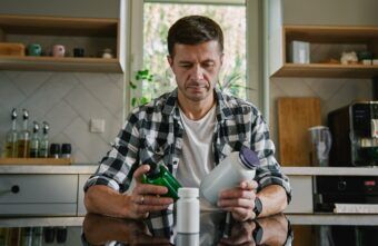 5 suplimente esențiale pentru bărbații care au trecut de 40 de ani